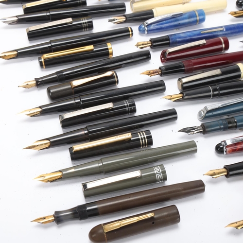 525 - A collection of 26 Osmoroid fountain pens from early to mid 20th century, models include, 75, 65, Bo... 