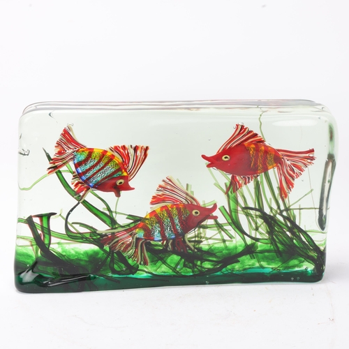 268 - Attributed RICARDO LICATA for Cenedesi (Murano), a large glass Aquarium block with 3 exotic multi co... 