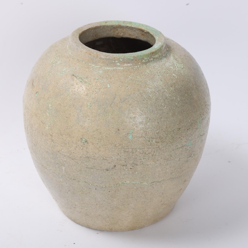 817 - A Chinese Archaic pottery jar, with impressed seal mark under base, height 15cm