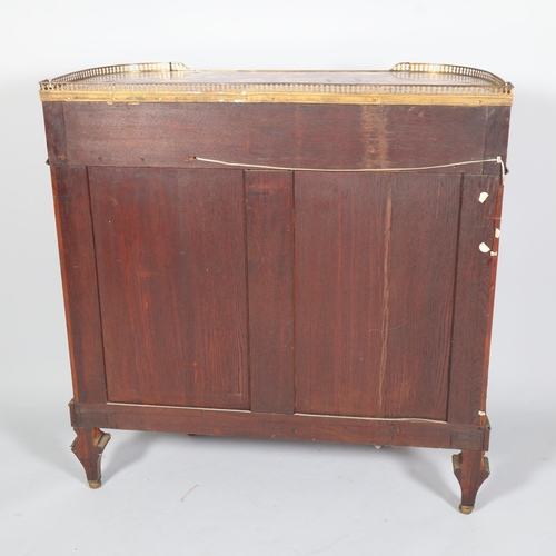 704 - A fine quality French walnut and marquetry inlaid vitrine cabinet, circa 1900, the marble top having... 