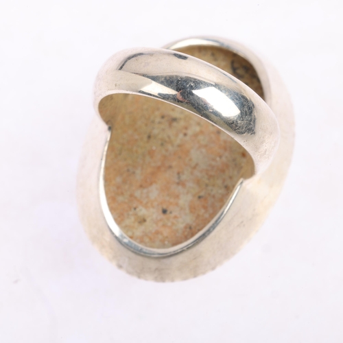 2521 - A large sterling silver dendrite panel ring, setting height 32.7mm, size N, 16g