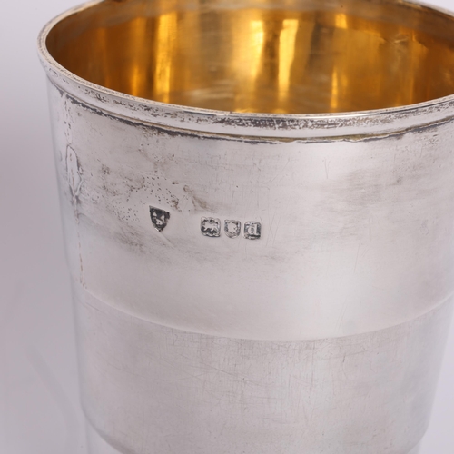 2654 - A late Victorian silver collapsible beaker, Peter Henderson Deer, London 1899, tapered cylindrical f... 