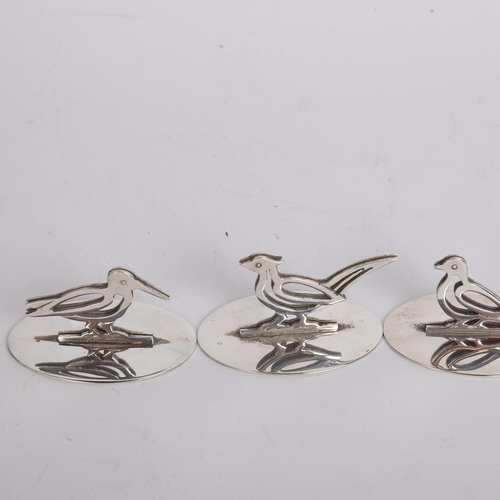 2668 - A cased set of 4 Art Deco George VI Scottish silver game bird menu card holders, Brook & Son, Edinbu... 