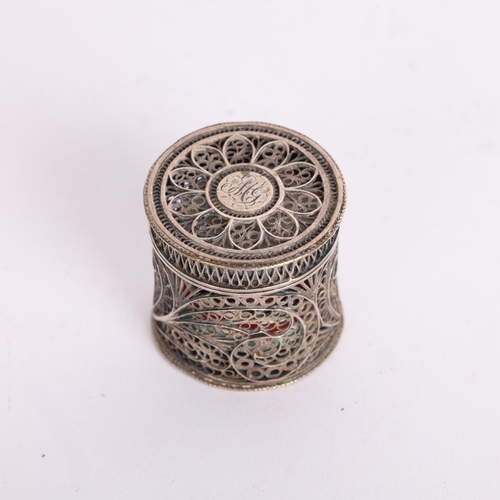 2681 - A George III silver filigree gaming counter box, cylindrical form with floral decoration, 3cm