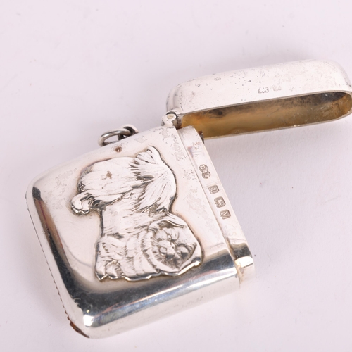 2687 - An Art Deco George V novelty silver 'Pekingese Dog' Vesta case, Deakin & Francis, Birmingham 1920, 5... 