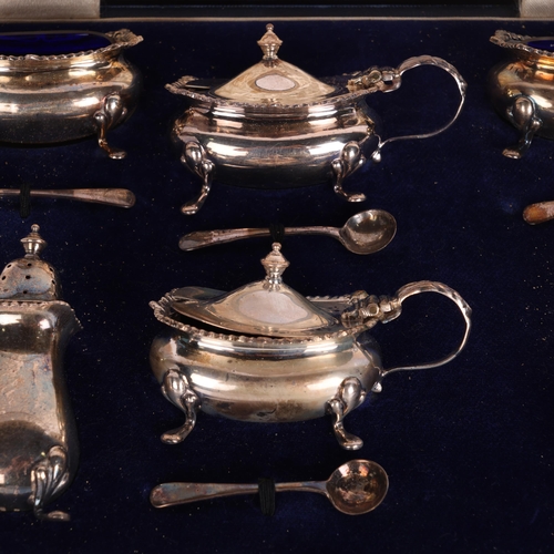 2713 - A cased George VI silver 6-piece cruet set, Mappin & Webb, Birmingham 1940, comprising 2 mustard pot... 