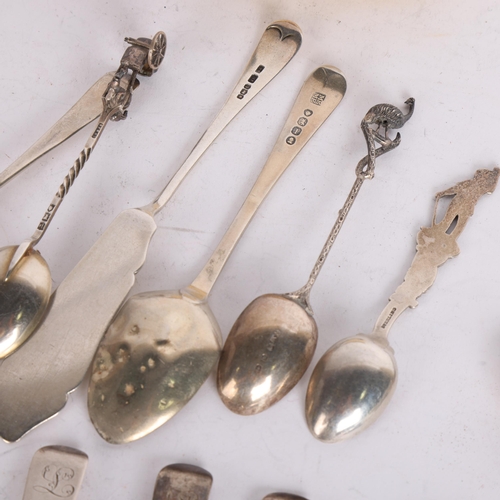 2743 - Various silver, including teaspoons, hairbrush, etc, 8oz weighable