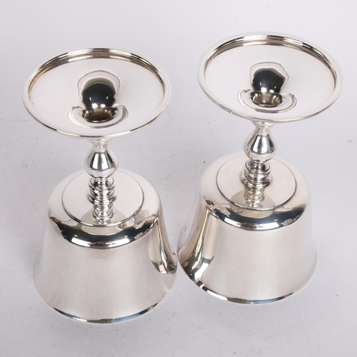 2754 - A pair of Elizabeth II modernist silver goblets, Sidney Beddall, Sheffield 1968, 14.5cm, 17oz total