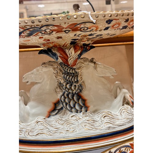 809 - Wedgwood Old Japan pattern table centre comport, supported by seahorse figures, length 32cm, height ... 