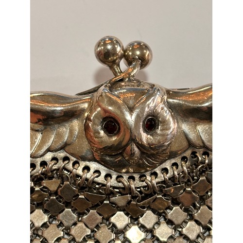 2677 - An Art Nouveau German 800 silver garnet owl evening bag, frame width 16.5cm, 7.9oz gross