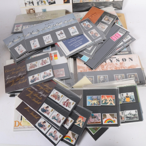 212 - Approx 90 Royal Mail Mint presentation packs, 1970s to early 1990s, also including a quantity of Min... 