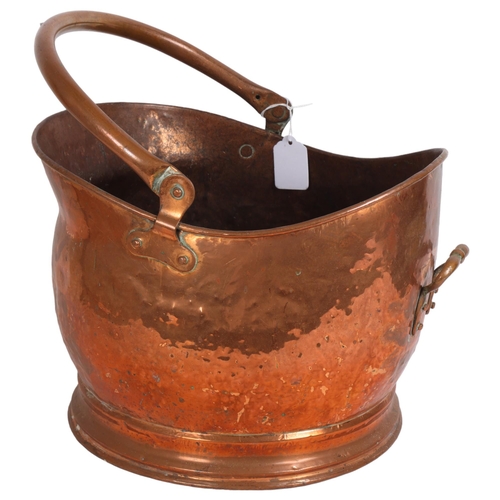 292 - A Vintage copper coal scuttle, H23cm