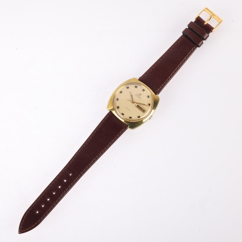 1027 - OMEGA - a Vintage gold plated De Ville automatic calendar wristwatch, circa 1960s, champagne dial wi... 