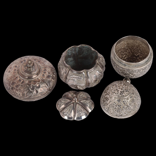 1683 - 3 Indian silver cruets, including egg box, 5.5cm, 3.6oz total (3)