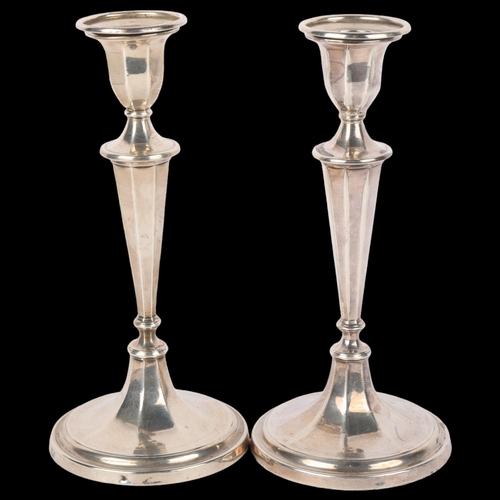 1695 - A pair of Edwardian silver table candlesticks, Fordham & Faulkner, Sheffield 1905, 21cm, loaded base... 