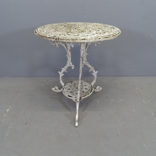 3081 - A painted metal two-tier circular garden table. 60x67cm.