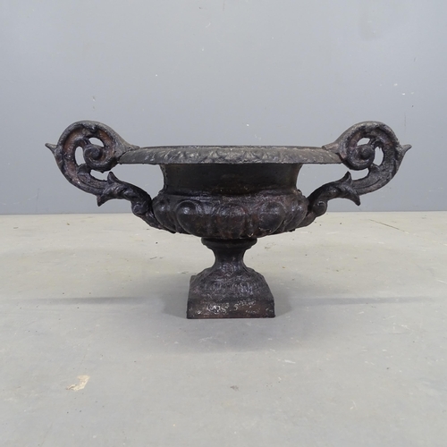 3082 - A painted cast iron Medici style garden urn. Overall 50x22x30cm.