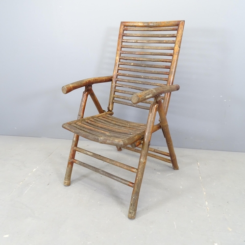 3089 - A faux-bamboo folding deck chair.