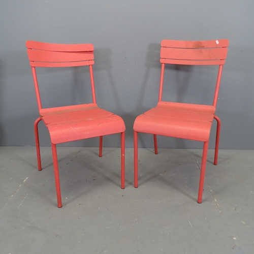 3117 - A pair of Italian painted metal garden chairs.