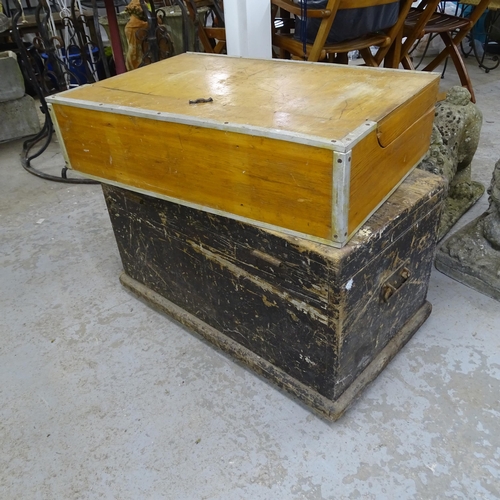 3386 - A carpenter's tool chest, and another trunk, largest 73x40x41cm. (2)