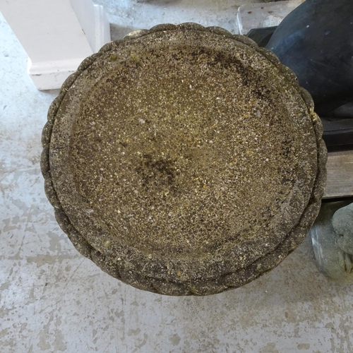 3405 - A weathered concrete two-section concrete birdbath. 41x77cm.