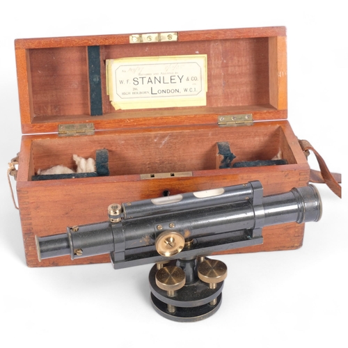 74 - Stanley, an early 20th century Stanley level, no. 94336, fitted case