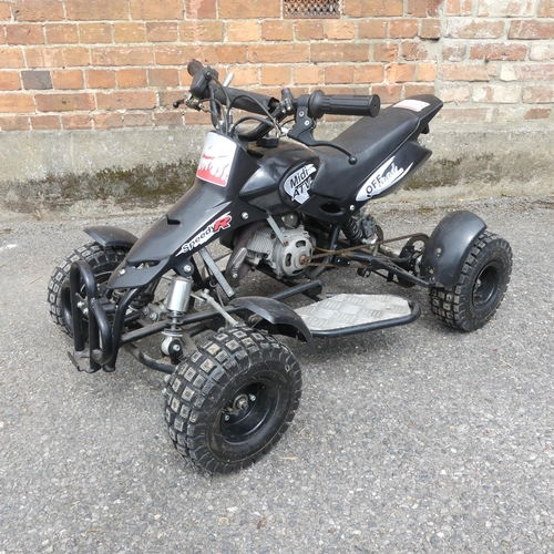 2357 - A QD01 child's quad bike, with 49cc petrol engine, by Zhe Jiang Liya Vehicle Co. Ltd..... 