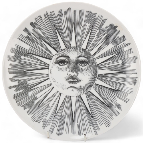 107 - A PIERO FORNASETTI (1913-88) plate, an early 'Soli & Luni'/ Sun & Moon series, model 5, makers stamp... 