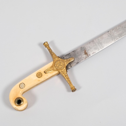 417D - An 1831 Mamaluke pattern officer's sword with ivory handle and brass mounts, fine etched blade with ... 