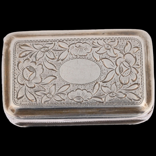 1473 - A George III silver vinaigrette, maker IS, Birmingham 1811, rectangular form, with allover bright-cu... 