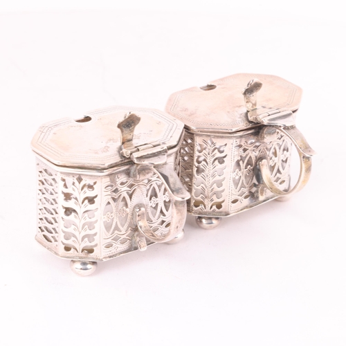 1513 - A pair of late Victorian silver mustard pot cruets, George Nathan & Ridley Hayes, Chester 1898, 4.5c... 