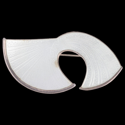 1407 - A Norwegian modernist sterling silver and white enamel abstract fan brooch, possibly Marius Hammer, ... 