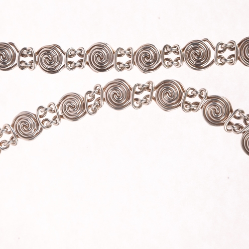 1417 - A heavy Danish sterling silver Viking Revival spiral matching necklace and bracelet set, 42cm and 20... 