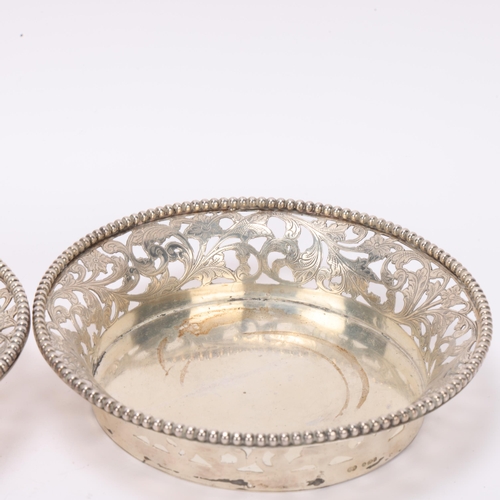 1515 - A pair of Continental sterling silver circular dishes, imported by Adolph Barsach Davis, London 1929... 