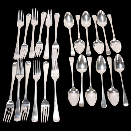 1527 - A quantity of 19th century Irish silver Old English pattern flatware, mostly Edward Twycross, John S... 