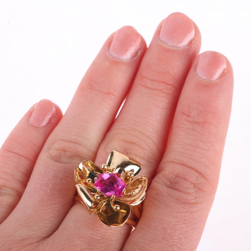 1144 - A large 18ct gold synthetic ruby flowerhead ring, claw set with hexagonal-cut synthetic ruby, unmark... 