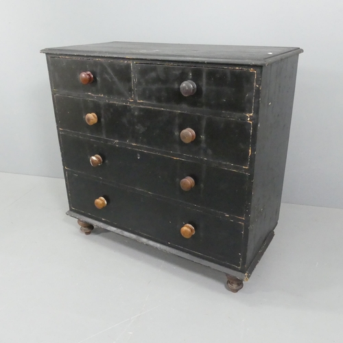 2100 - A Victorian painted pine chest of two short and three long drawers, raised on turned legs. 110x106x5... 