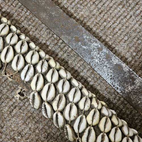 394 - Antique Japanese sword, decorated with seashells, overall length 101cm