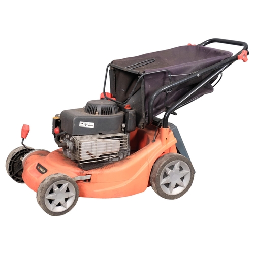 2958 - SOVEREIGN - A KSZ46 lawnmower.