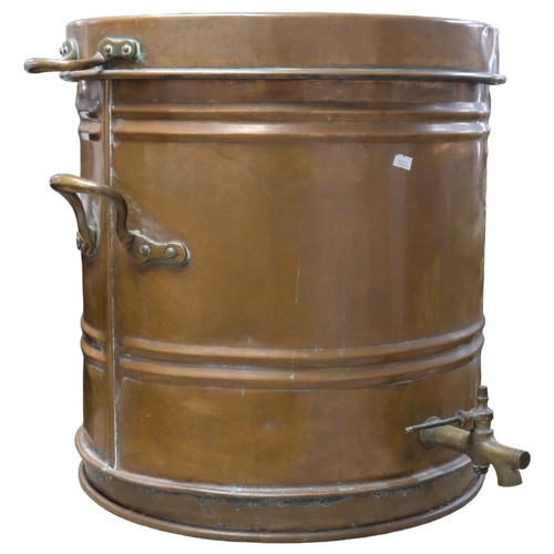 2978 - A copper hot water urn. 62x51cm.