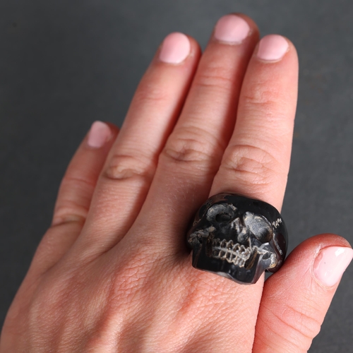 3262 - Curiosity/Macabre : Ring hand carved from water buffalo horn. Intricately detailed and carved in the... 