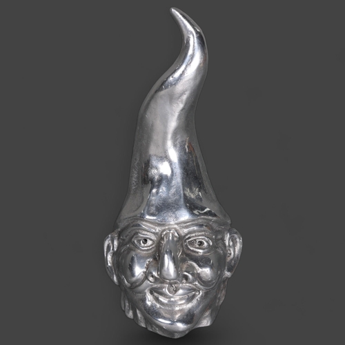 3288 - Curiosity/Macabre: Aluminium Sculptural Head of Pulcinella by Lello Esposito
Beautifully produced. V... 