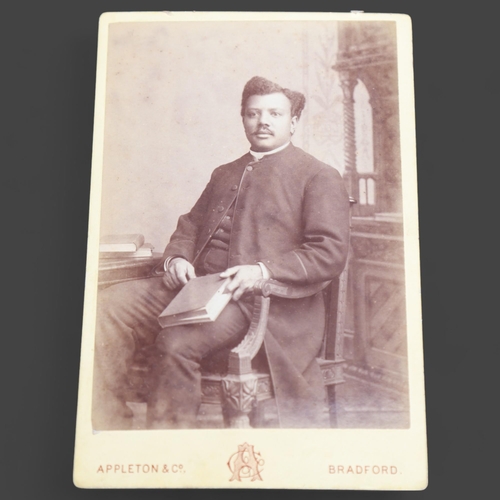 3314 - Rare original Carte De Visite Photograph of a Black British Victorian Gentleman by Appleton & Co, Br... 