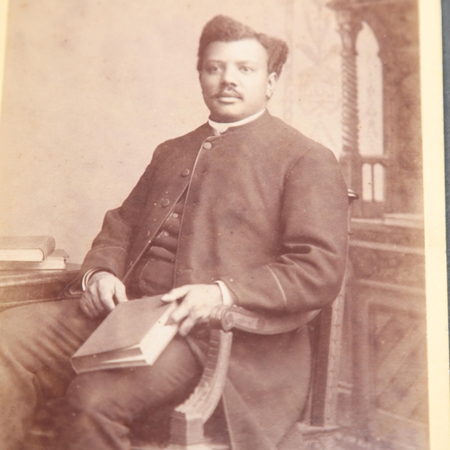 3314 - Rare original Carte De Visite Photograph of a Black British Victorian Gentleman by Appleton & Co, Br... 