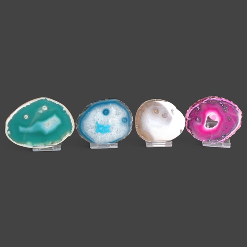 3317 - Natural History : Collection of “Smiley Face” Agate Slices.
Each with Perspex display stand.
(4 slic... 