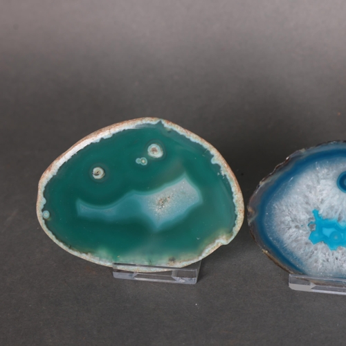 3317 - Natural History : Collection of “Smiley Face” Agate Slices.
Each with Perspex display stand.
(4 slic... 