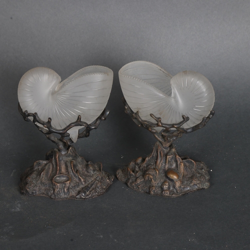 3435 - Natural History : A pair of salts in the form of Nautilus shells on naturalistic seabed white metal ... 