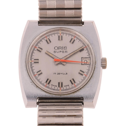 1017 - ORIS - a Vintage stainless steel Super mechanical calendar bracelet watch, circa 1960s, silvered dia... 