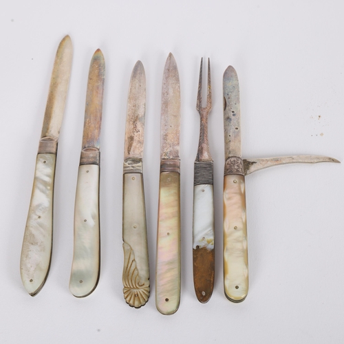 1547 - 6 Antique mother of pearl handled silver fruit knives and forks, including combination example, larg... 