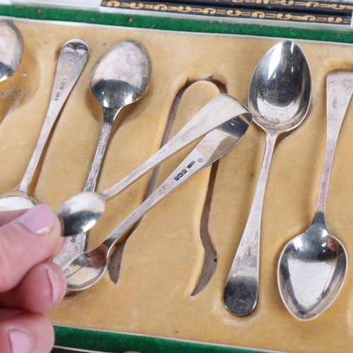 1582 - A cased set of 6 George V silver teaspoons and sugar tongs, Pinder Brothers, Sheffield 1913, 11cm, 3... 